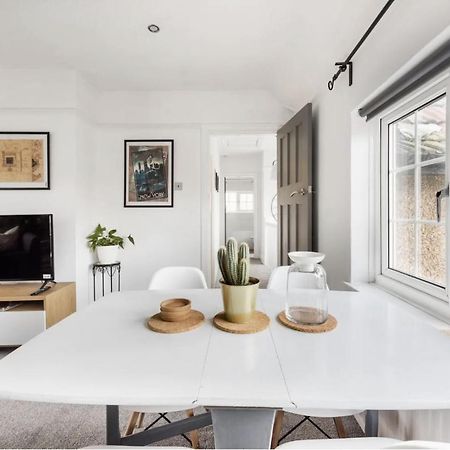 The Film Studio Appartement 5 Min To Harry Potter 왓퍼드 외부 사진